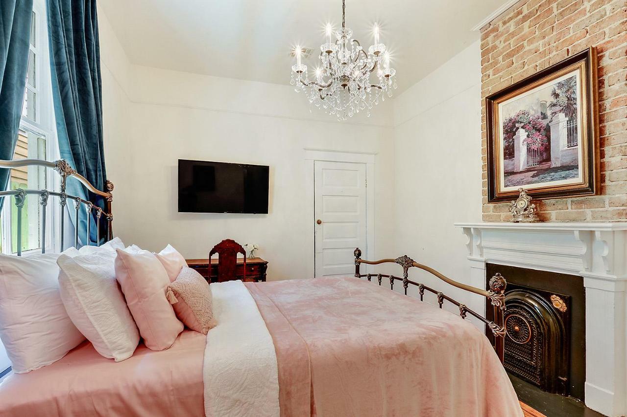 ニューオーリンズ Elegant Renovated House With Relaxing Courtyardヴィラ エクステリア 写真